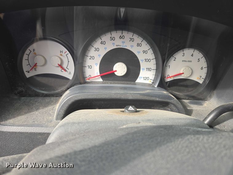 image for item DY1324 2011 Dodge Dakota Ext. Cab pickup truck