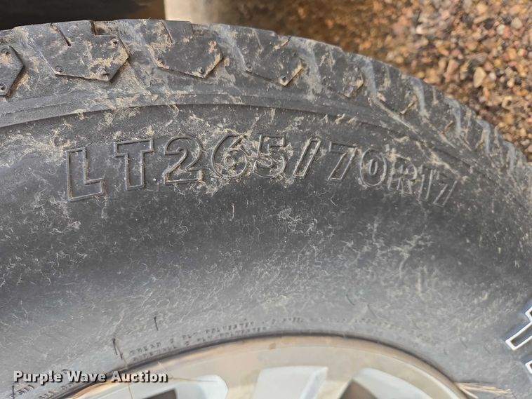 image for item DY1324 2011 Dodge Dakota Ext. Cab pickup truck