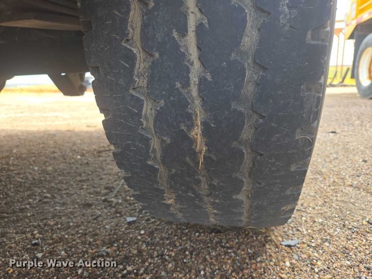 image for item DY1324 2011 Dodge Dakota Ext. Cab pickup truck