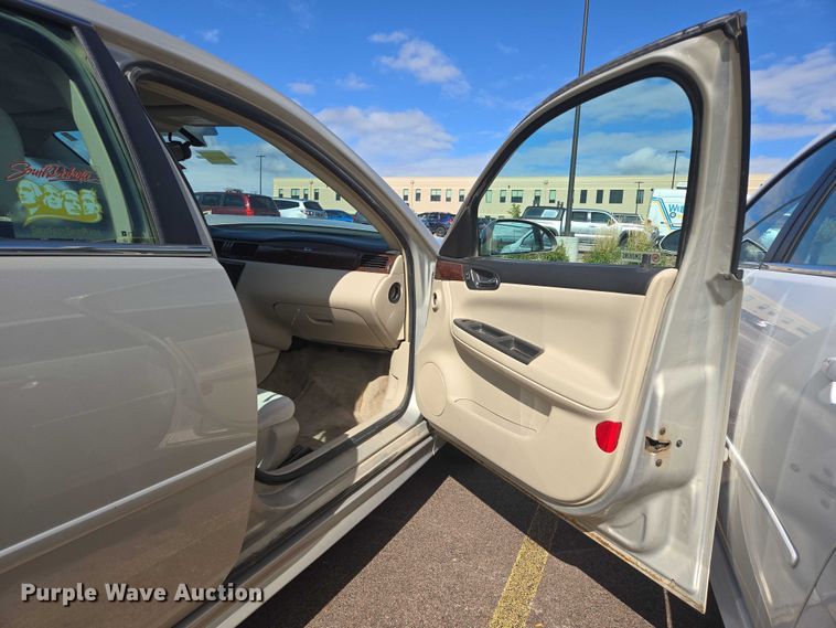 image for item DY1325 2011 Chevrolet Impala 