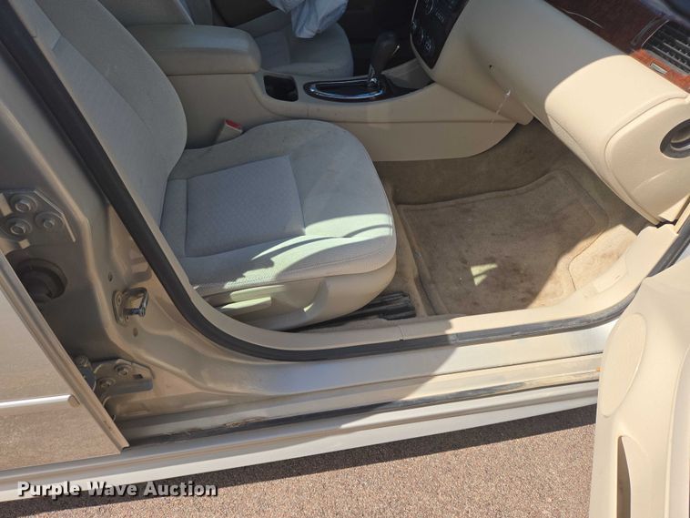 image for item DY1325 2011 Chevrolet Impala 