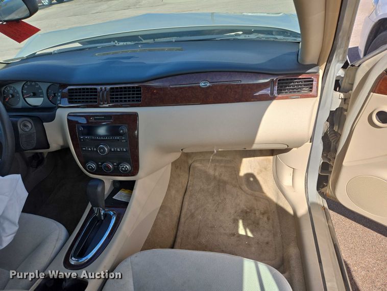 image for item DY1325 2011 Chevrolet Impala 