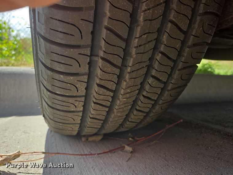 image for item DY1325 2011 Chevrolet Impala 