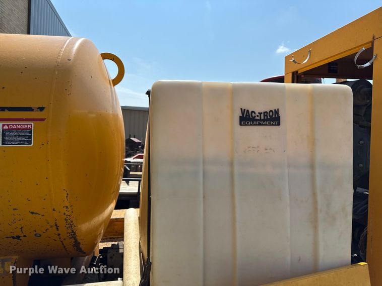 image for item DY8125 Vactron PMD550SDT vacuum excavator