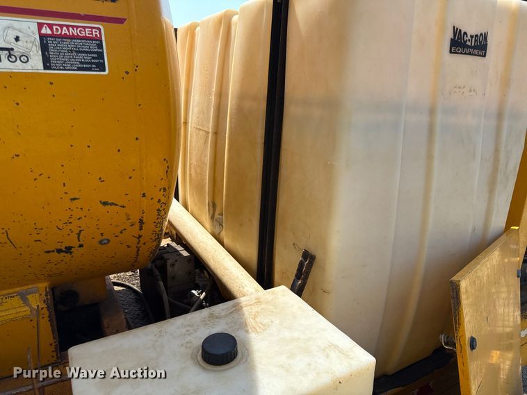 image for item DY8125 Vactron PMD550SDT vacuum excavator