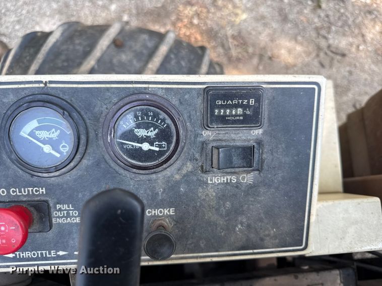 image for item DY8128 Grasshopper 725 ZTR lawn mower