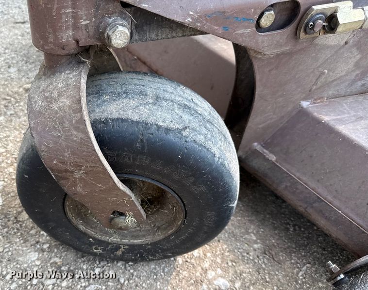 image for item DY8128 Grasshopper 725 ZTR lawn mower