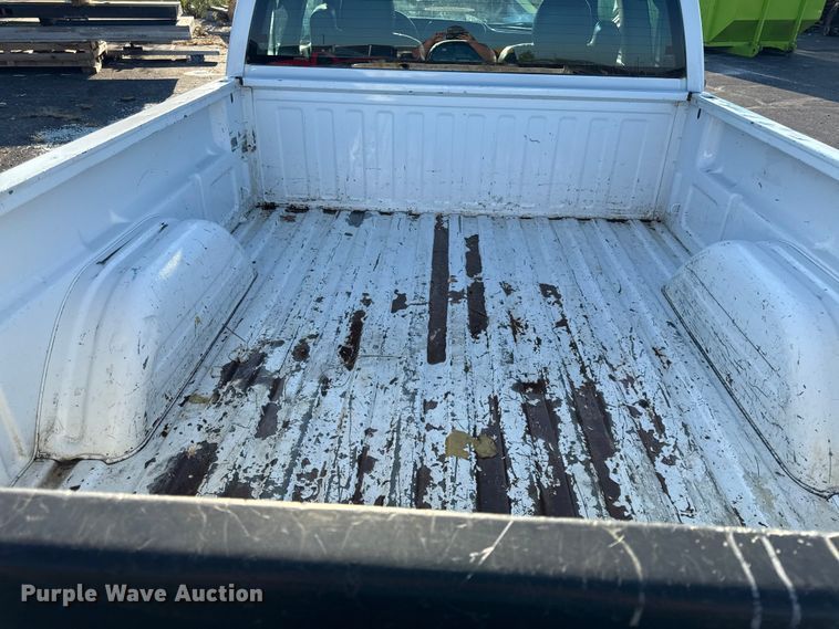 image for item DY8197 2003 Chevrolet Silverado 1500 Ext. Cab pickup truck