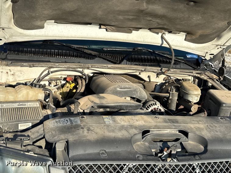 image for item DY8197 2003 Chevrolet Silverado 1500 Ext. Cab pickup truck