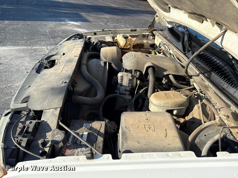 image for item DY8197 2003 Chevrolet Silverado 1500 Ext. Cab pickup truck