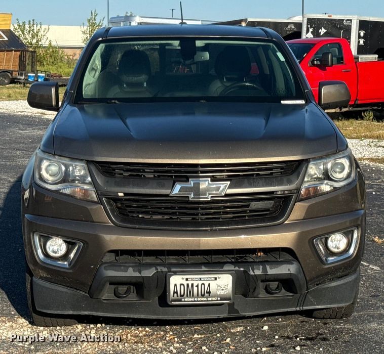 image for item DY8198 2016 Chevrolet Colorado Crew Cab pickup truck
