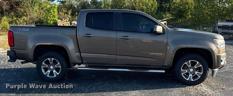 image for item DY8198 2016 Chevrolet Colorado Crew Cab pickup truck