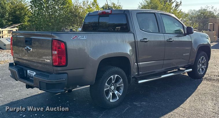 image for item DY8198 2016 Chevrolet Colorado Crew Cab pickup truck