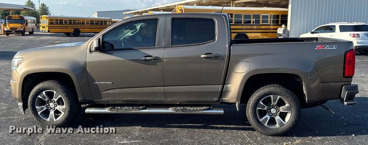 image for item DY8198 2016 Chevrolet Colorado Crew Cab pickup truck