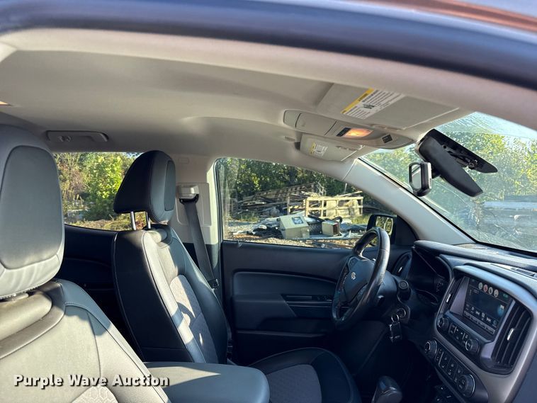 image for item DY8198 2016 Chevrolet Colorado Crew Cab pickup truck