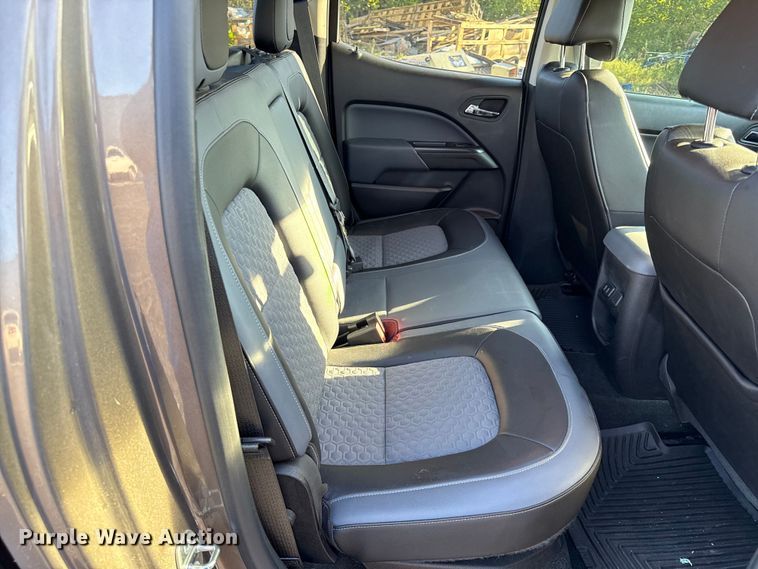 image for item DY8198 2016 Chevrolet Colorado Crew Cab pickup truck