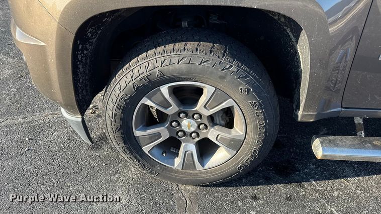 image for item DY8198 2016 Chevrolet Colorado Crew Cab pickup truck