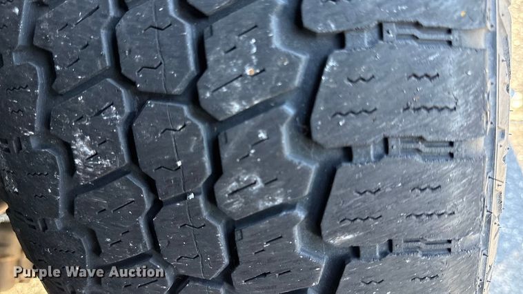 image for item DY8198 2016 Chevrolet Colorado Crew Cab pickup truck