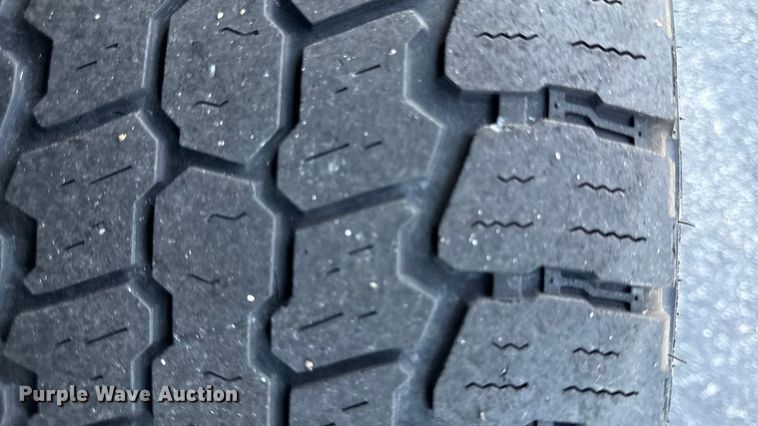 image for item DY8198 2016 Chevrolet Colorado Crew Cab pickup truck