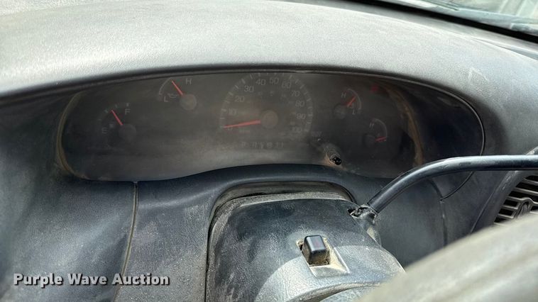 image for item DY8208 1999 Ford F150 SuperCab pickup truck