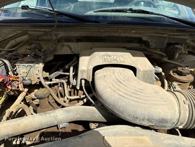 image for item DY8208 1999 Ford F150 SuperCab pickup truck