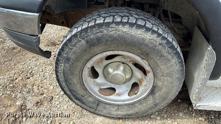 image for item DY8208 1999 Ford F150 SuperCab pickup truck