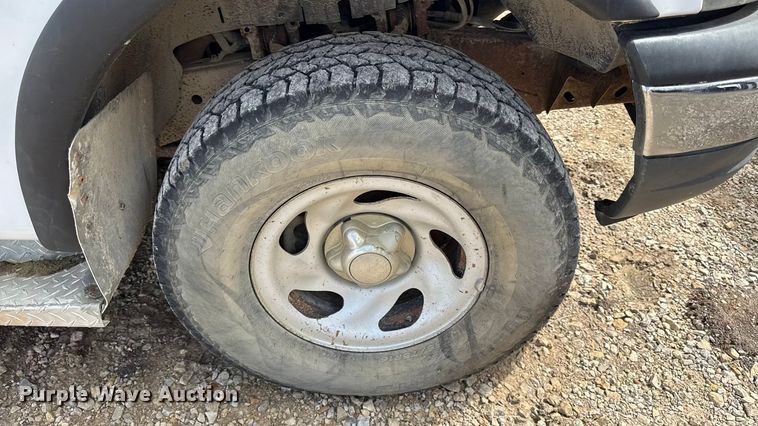 image for item DY8208 1999 Ford F150 SuperCab pickup truck