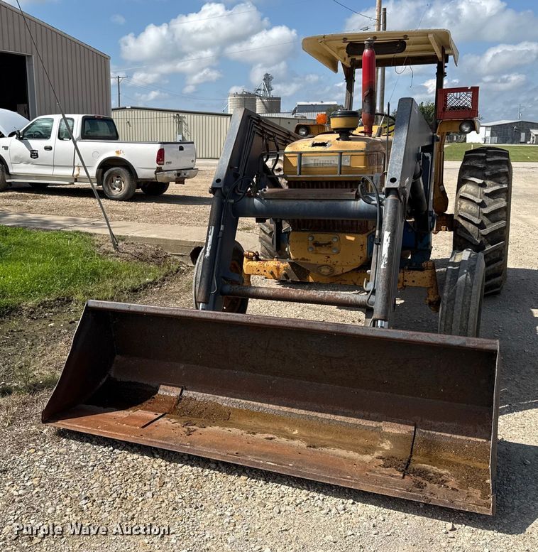 image for item DY8212 Ford Special 5600 tractor