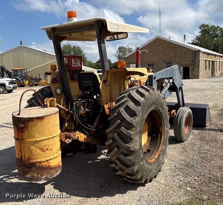 image for item DY8212 Ford Special 5600 tractor