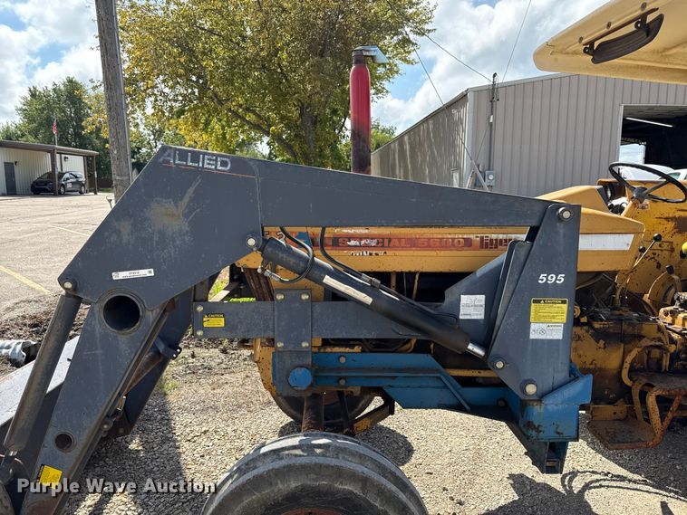 image for item DY8212 Ford Special 5600 tractor