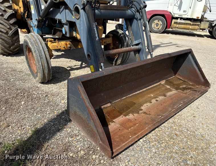 image for item DY8212 Ford Special 5600 tractor