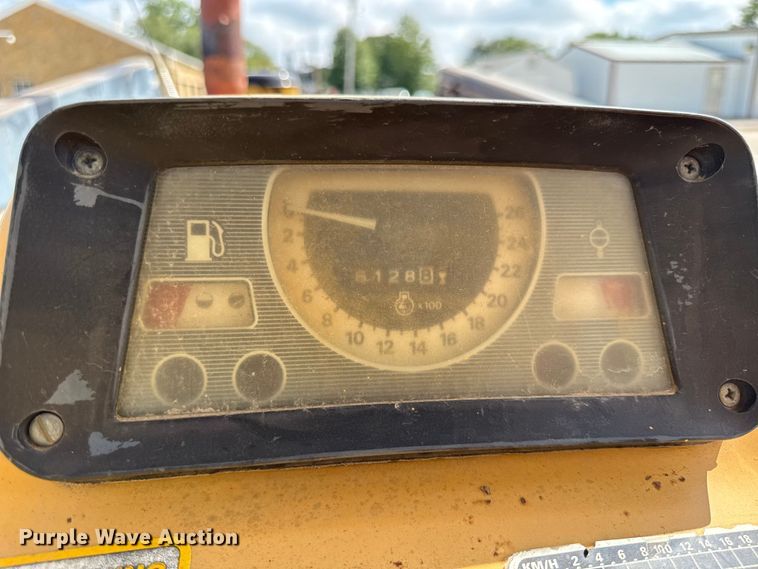 image for item DY8212 Ford Special 5600 tractor