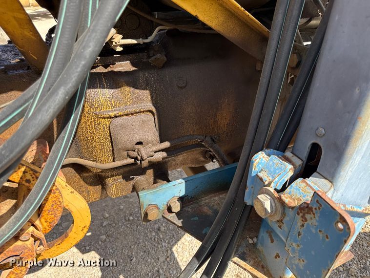 image for item DY8212 Ford Special 5600 tractor