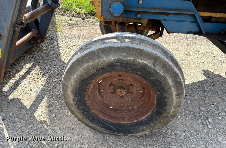 image for item DY8212 Ford Special 5600 tractor