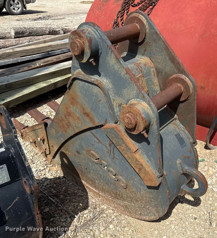 image for item DY8213 ESCO excavator bucket