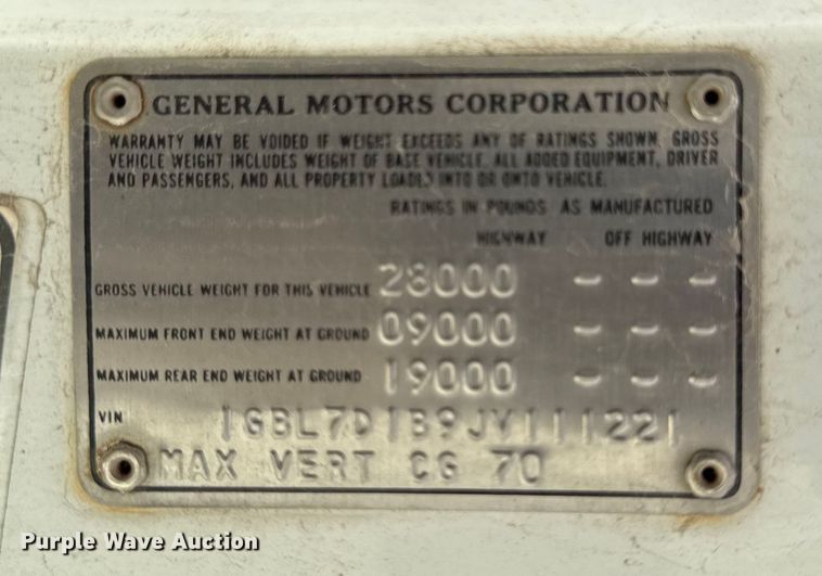 image for item DY8217 1988 Chevrolet C70 truck cab and chassis