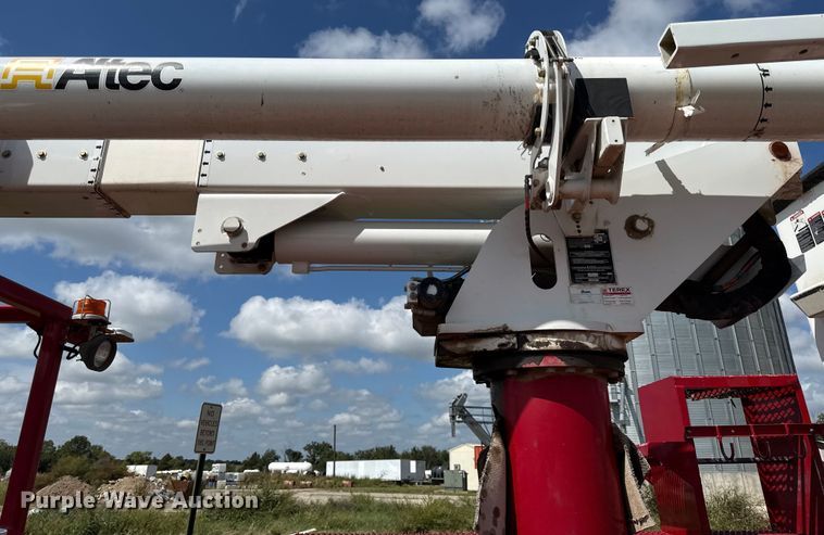 image for item DY8218 Altec bucket truck bed