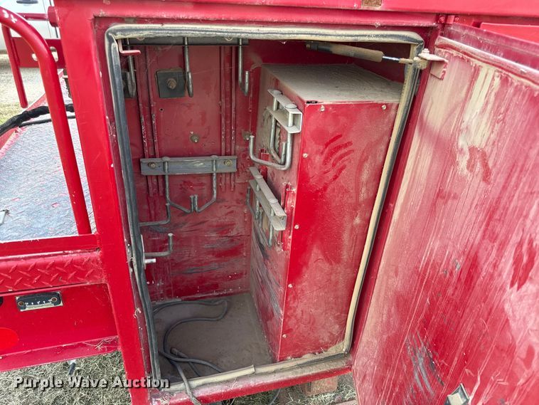 image for item DY8218 Altec bucket truck bed