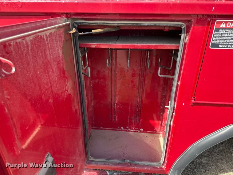 image for item DY8218 Altec bucket truck bed