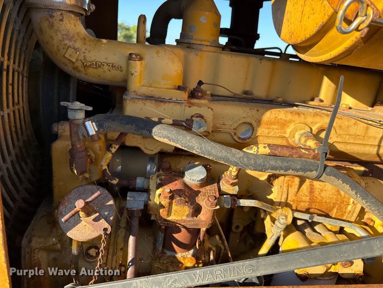 image for item DY8219 1974 Caterpillar 920 wheel loader