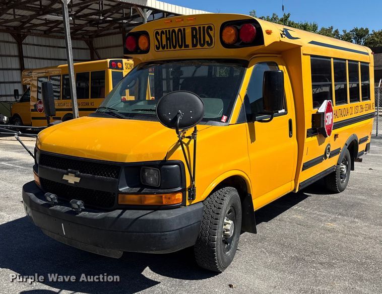 image for item DY8280 2012 Chevrolet Express school bus
