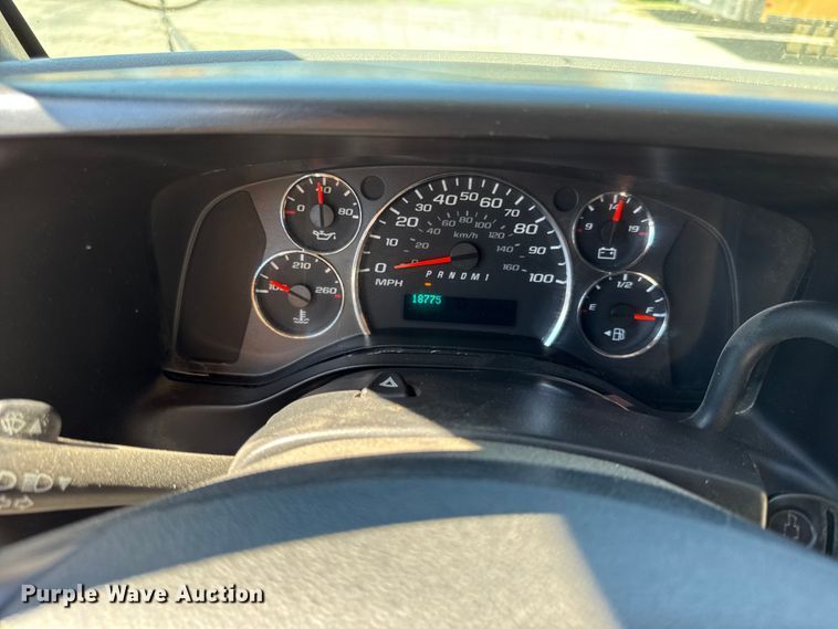 image for item DY8280 2012 Chevrolet Express school bus