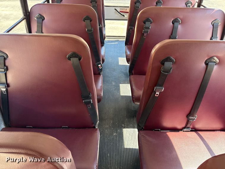 image for item DY8280 2012 Chevrolet Express school bus