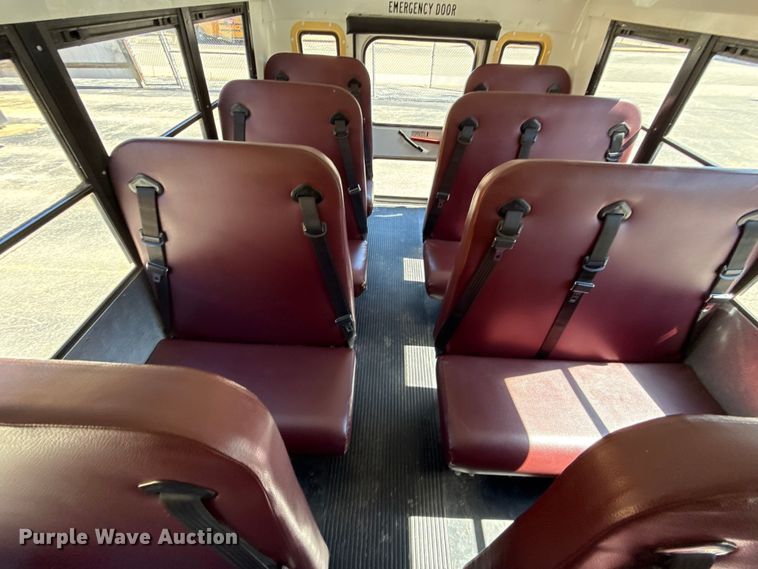 image for item DY8280 2012 Chevrolet Express school bus