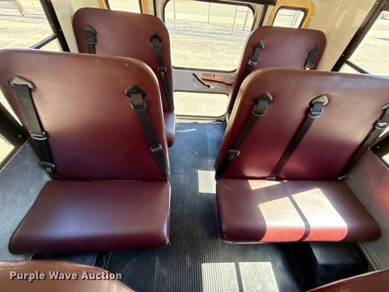 image for item DY8280 2012 Chevrolet Express school bus