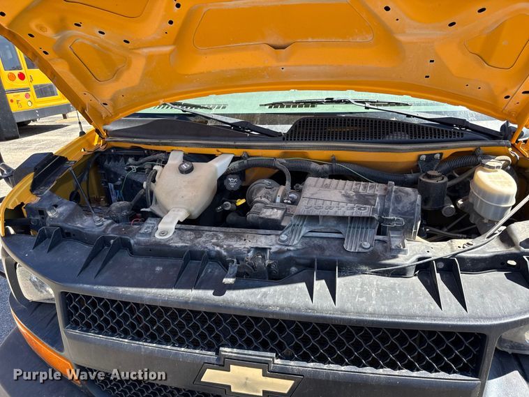 image for item DY8280 2012 Chevrolet Express school bus