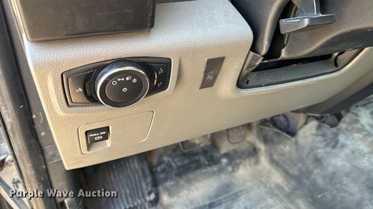 image for item DY8296 2019 Ford F150 SuperCrew pickup truck