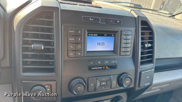 image for item DY8296 2019 Ford F150 SuperCrew pickup truck