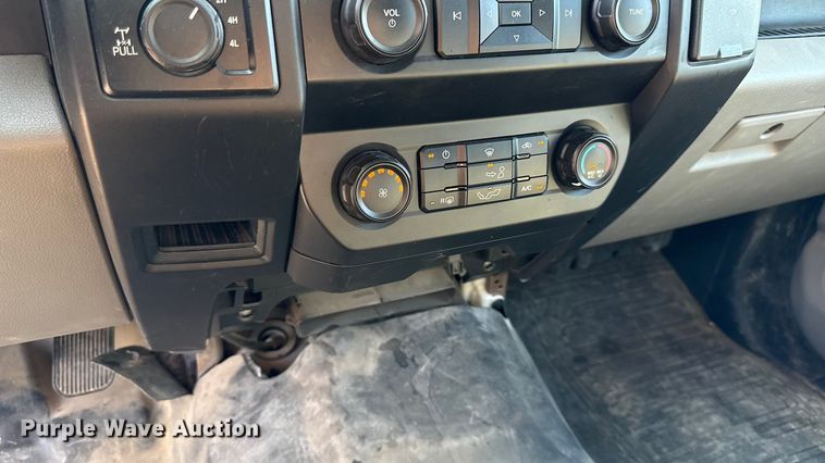 image for item DY8296 2019 Ford F150 SuperCrew pickup truck