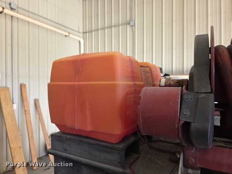 image for item DZ6332 Brush fire truck skid unit